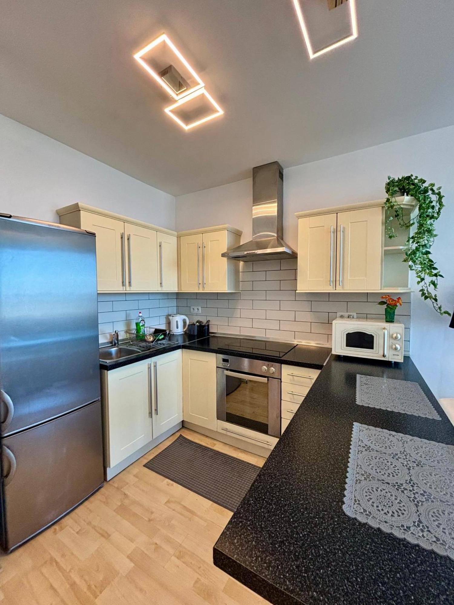 Three Towers With Beautiful View And Parking! Apartment Bratislava Exterior photo